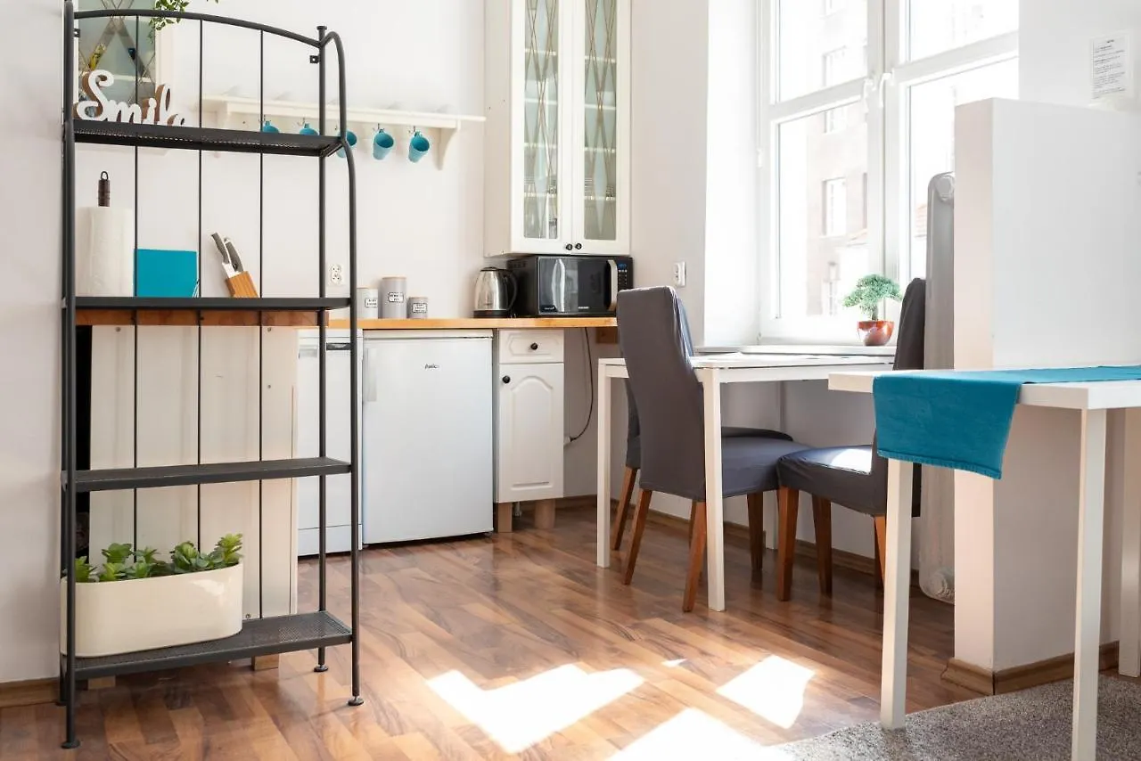 Piano Apartment W Sercu Starego Miasta Gdańsk 0*,  Pologne